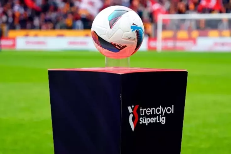 2025-2026 Süper Lig fikstürü çekildi İşte merakla beklenen derbi haftaları