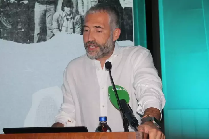 Adana Demirspor taraftarları, kulübün 884 milyon TL borcu için yardım kampanyası başlattı