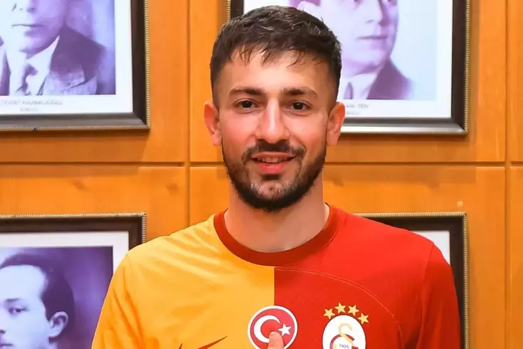 Galatasaray’da ayrılıklar üst üste Halil Dervişoğlu’nun yeni takımı belli oldu