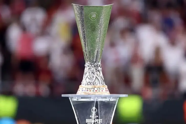 Crystal Palace, UEFA Avrupa Ligi’nden çıkarılıp Konferans Ligi’ne gönderildi