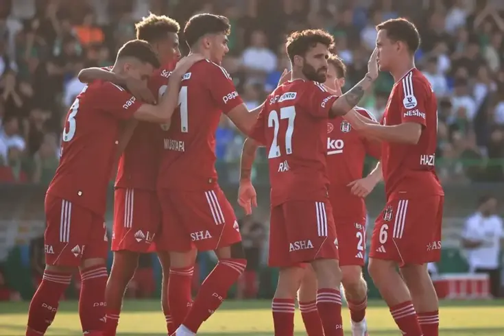 Beşiktaş’ta korkutan sakatlık