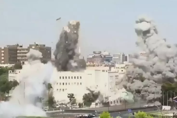 İsrail, Suriye’nin başkenti Şam’a yeni saldırılar düzenledi Ölü ve yaralılar var