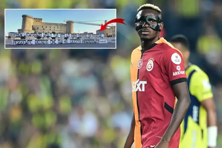 Taraftarlardan Osimhen için çirkin pankart: Bu kulüpte...