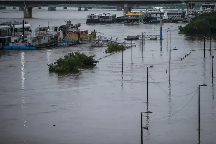 Güney Kore’de sel felaketi: 14 ölü