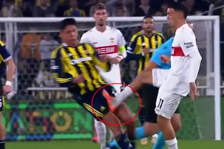 Fenerbahçe, Stuttgart karşısında kırmızı kart bekledi