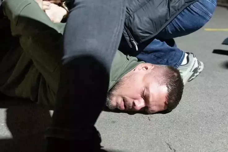 Ters kelepçe taktılar Fenerbahçe ve Beşiktaş’ın eski yıldızı tutuklandı