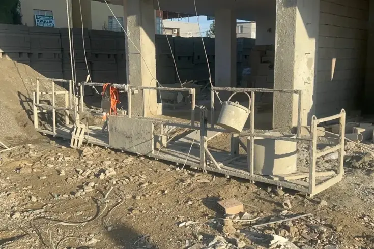 İnşaat işçisinin feci ölümü 4. kattan düştü