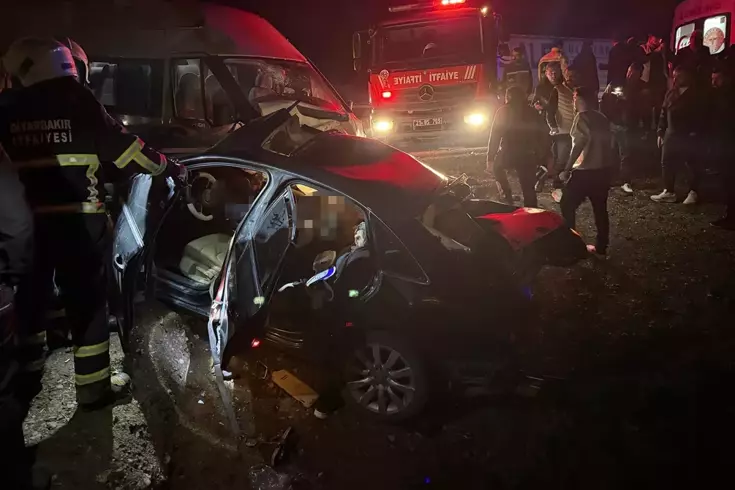 Diyarbakır’da zincirleme kaza: 4 ölü, 14 yaralı