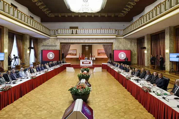 Komisyonun İmralı kararının ardından DEM Parti’den ilk yorum