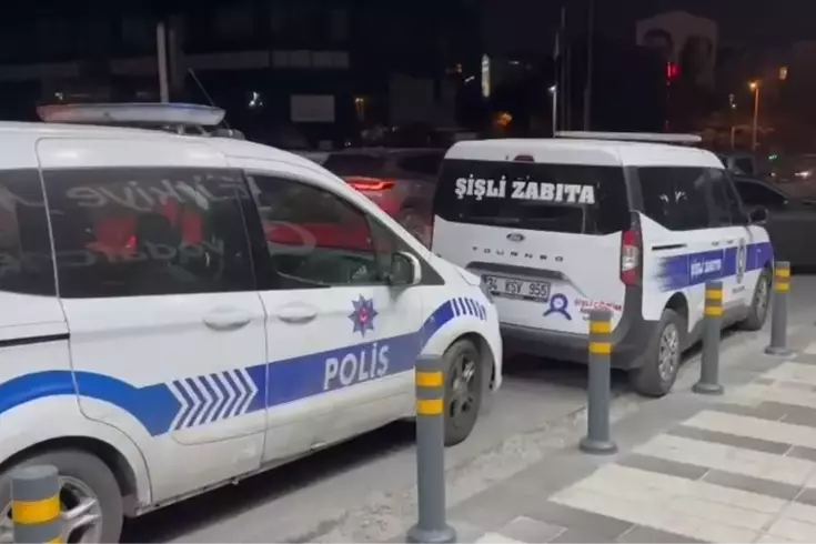 İki şehir, onlarca mağdur Hepsi gıda zehirlenmesi şüphesiyle hastanelik oldu