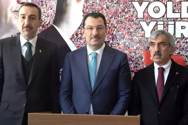 Cumhurbaşkanı Erdoğan tekrar aday olacak mı AK Parti’den net ’erken seçim’ açıklaması