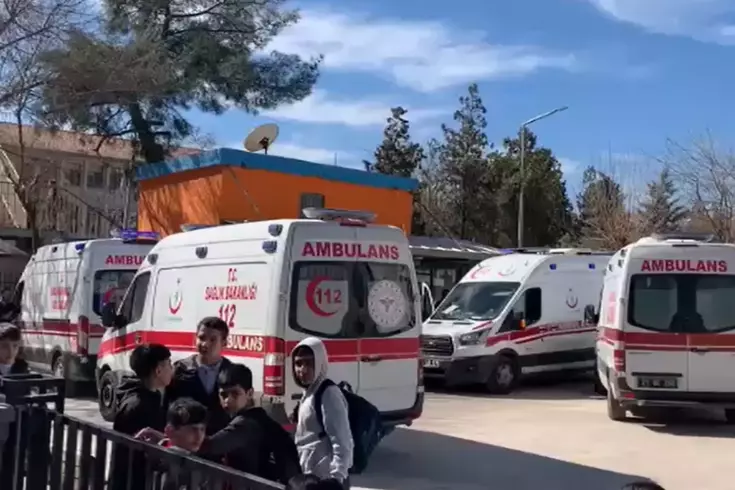 Okulda cıva zehirlenmesi Öğrenciler hastaneye kaldırıldı
