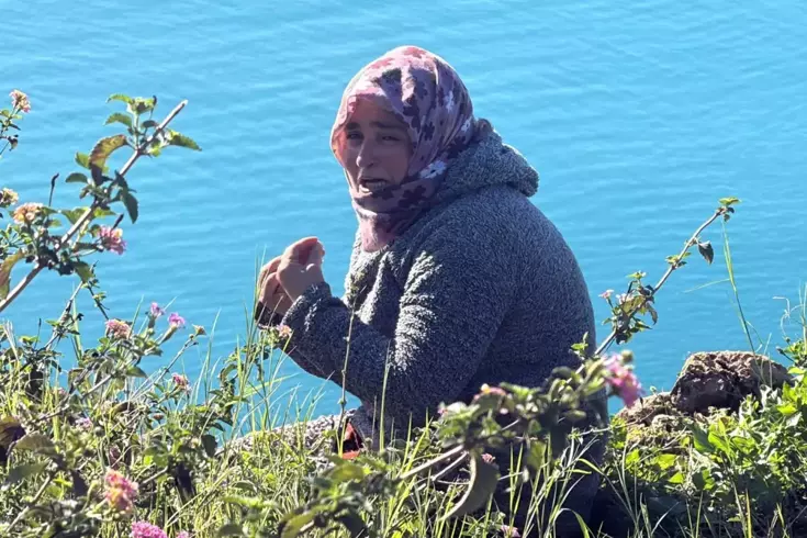 Otizmli çocuğunun başka şehre gönderilmesini istemeyen anneye bakanlık el attı