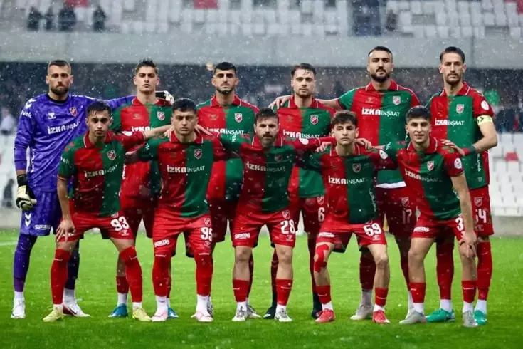 7 dakikada 4 gol attılar Maçın skoru inanılmaz