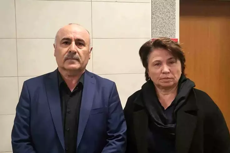 Oğuz Murat Aci’nin anne ve babasından, gelinlerine “torun görebilme“ davası