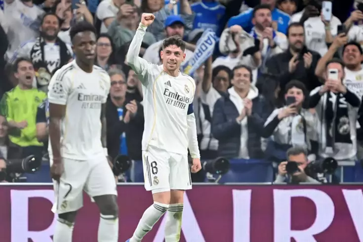 Valverde’den tarihi performans Real Madrid, Manchester City’i çok farklı geçti