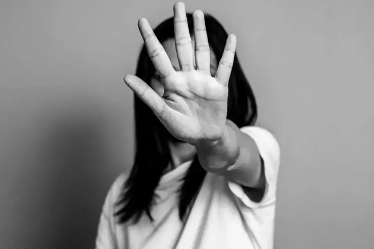 Kız öğrencisine cinsel istismarda bulunduğu iddia edilen kadın öğretmene 21 yıl hapis talebi