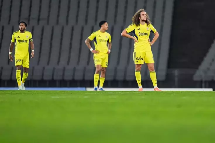 Şampiyonluk yolunda dev kayıp Fenerbahçe, Olimpiyat Stadyumu’nda buz kesti