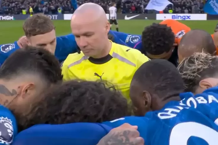 Bu görüntü Türkiye’de olsa yer yerinden oynar