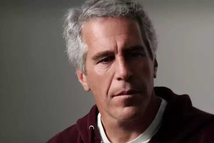 Jeffrey Epstein isimli hesaba mavi tık verdiler Takip ettiği hesaplar bir hayli ilginç