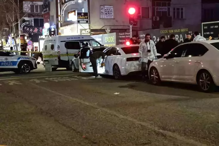 Kar maskeli saldırganlar ölüm saçtı