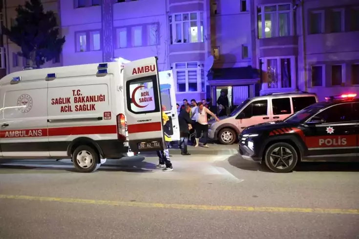 Eşini öldürüp intihar etti