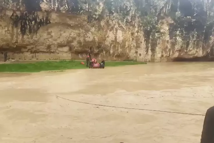 Adıyaman’da sel sularına kapılıp, mağaraya sığınan 4 çiftçi kurtarıldı