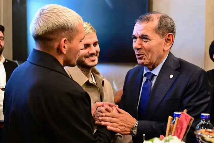 Dursun Özbek’ten futbolculara maddi doping