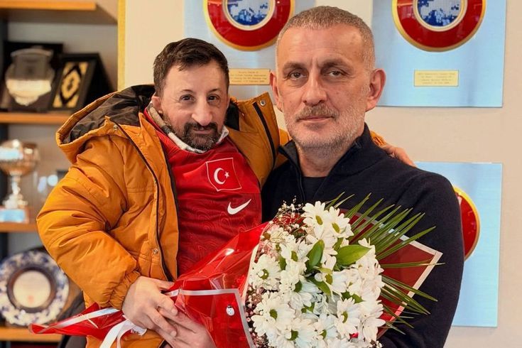 Geceye damga vuran kare Canlı yayında gülme krizine girdiler