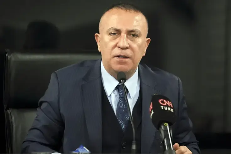 MHP’de İzzet Ulvi Yönter depremi Genel Başkan Yardımcılığını bıraktı