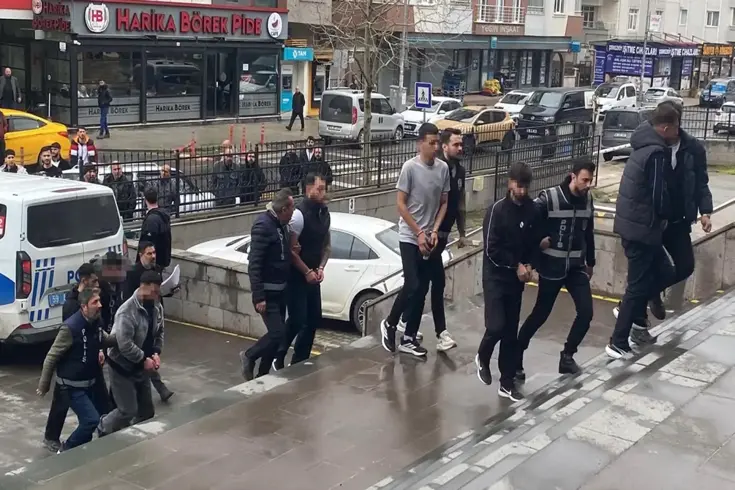 Kapaklı’da 8 Şüpheli Tutuklandı