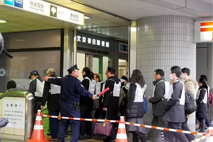 Japonya’dan füze tehdidine karşı dev adım: Tüm halka sığınak