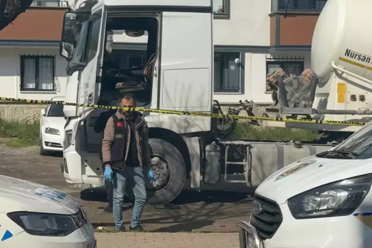 TIR’ın altına saklanarak pusu kuran kasklı katil ağabeyi çıktı