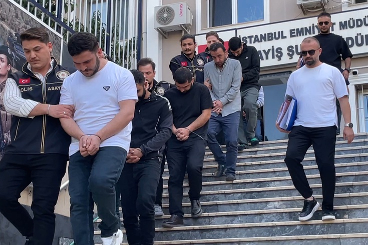 Hurdaya çıkan araçların seri numaraları değiştirilip satıldı! İstanbul merkezli 3 ilde 16 gözaltı