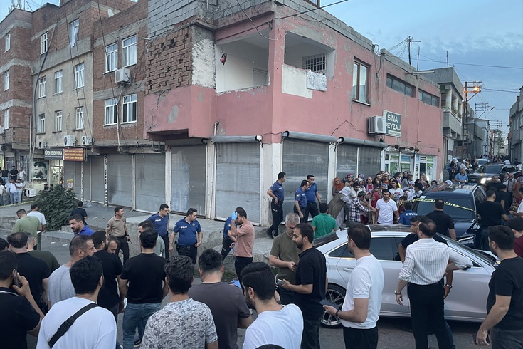 Diyarbakır'da sokak ortasındaki kavgada silahlar çekildi: 3 kişi öldü