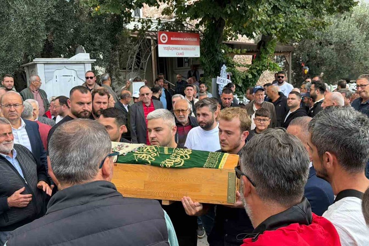 Doğumuna 2 hafta kalmıştı! Anne ile 3 yaşındaki kızı yan yana toprağa verildi