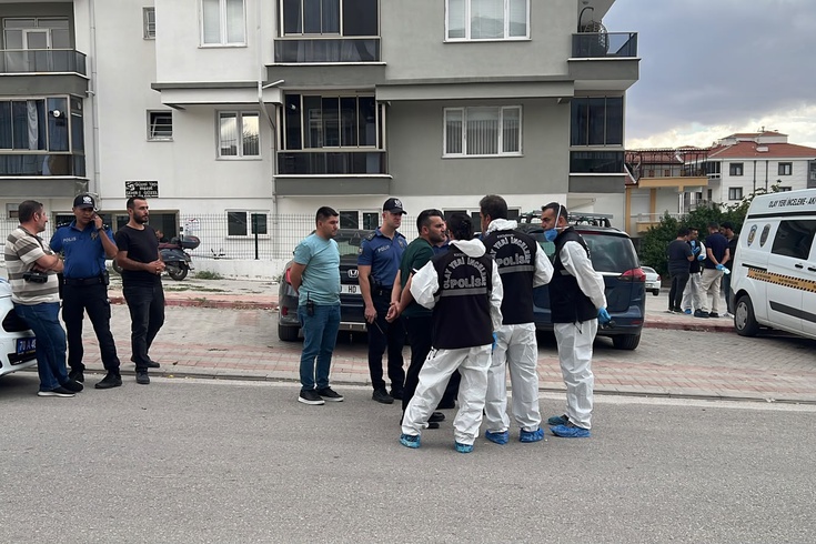 Karaman'da çift ölü bulundu, 'Evde siyanür var, girmeyin' notu çıktı