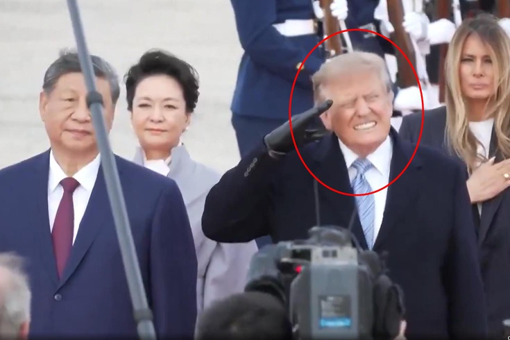 Trump'tan Şi'ye savaş uçaklı karşılama! Yüzündeki ifade dikkat çekti