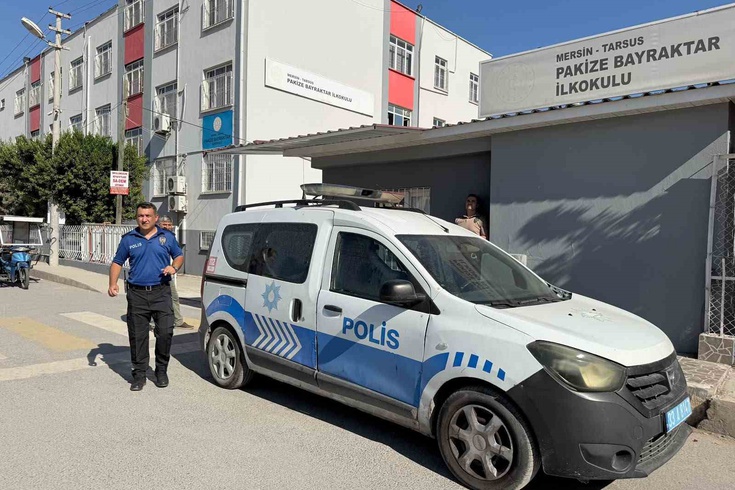 7 yaşındaki öğrencinin çantasından tabanca çıktı, babası gözaltına alındı