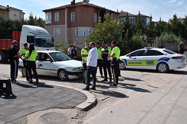 Kırıkkale'de sürücü adayının aracına 14 yaşındaki çocuğun kullandığı otomobil çarptı: 4 yaralı