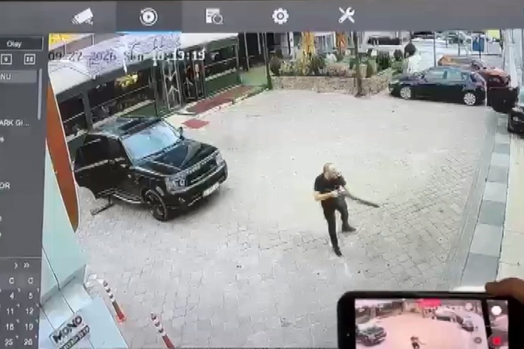 Çankaya'daki silahlı kavganın görüntüleri ortaya çıktı: Salon sahibi pompalı tüfekle ateş açmış