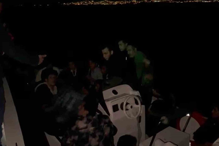 Karanlığa güvendiler ama radardan saklanamadılar! 24 düzensiz göçmen yakalandı