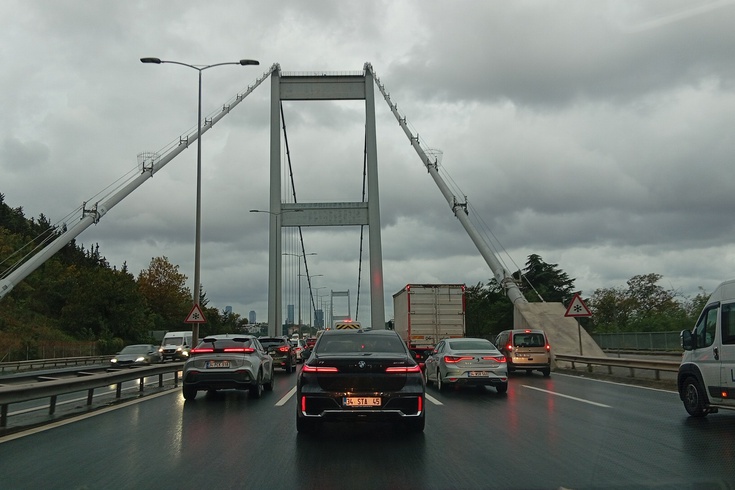 İstanbul'da sağanağın ardından trafik kilit