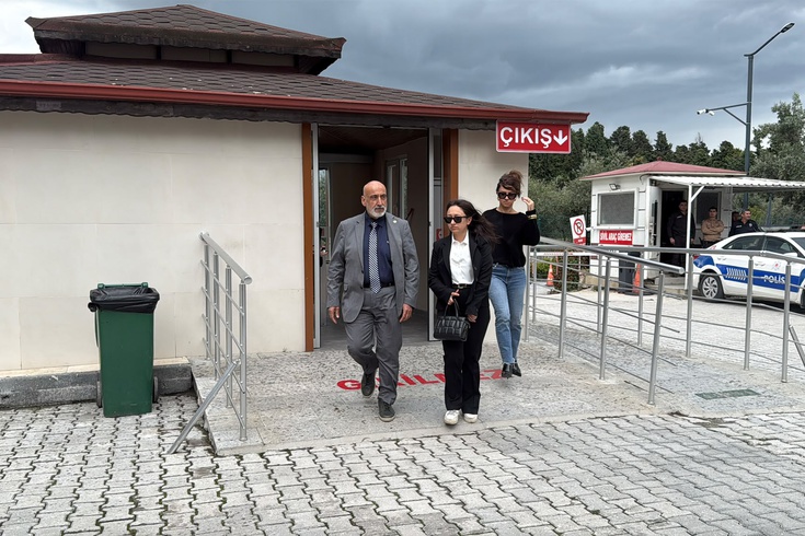 Güllü'nün kızı ilk kez hakim karşısında: Ağlayarak savunma yaptı