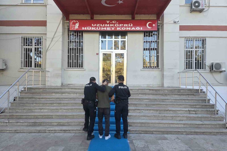 2 saat kaçabildi! Bir kişiyi öldüren şüpheli restoranda yakalandı