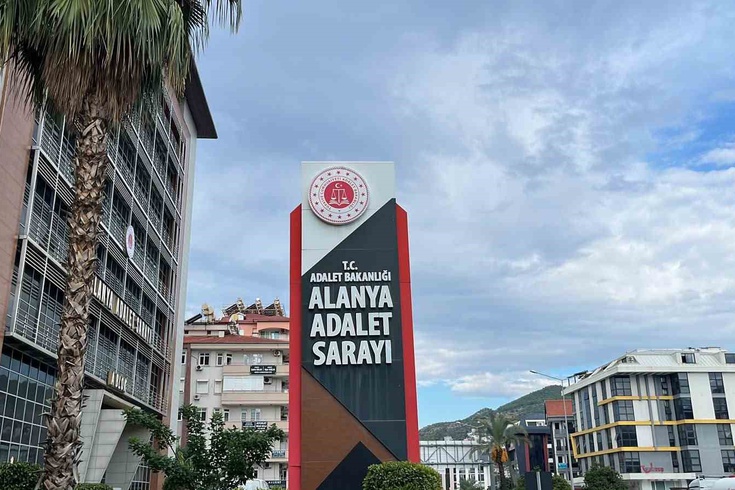 Konaklı'da iki kuşu öldürüp görüntüleri sosyal medyaya yükleyen şüpheli adliyede