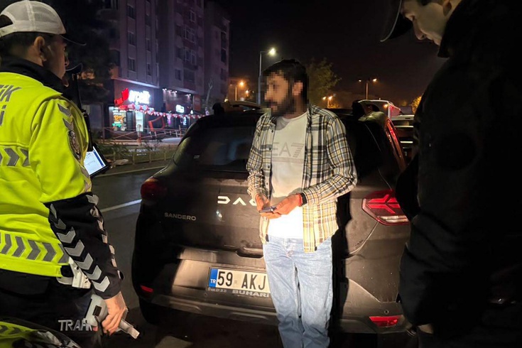 Çorlu'da polis denetiminden kaçmaya çalışan alkollü sürücüye 390 bin lira ceza, ehliyetine 2031'e kadar el konuldu