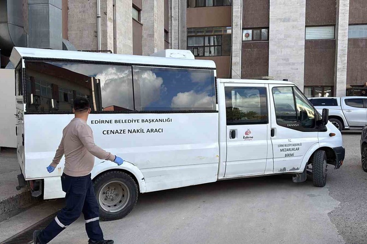 Edirne'de kaybolan 2 çocuk aranırken Meriç Nehri'nde yarısı eksik ceset bulundu