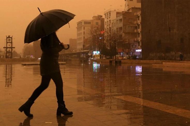 İstanbul için çamurlu sağanak yağış ve toz uyarısı