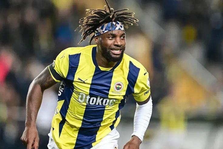 Yılın transfer bombası Fenerbahçe’den ayrıldı ezeli rakibe imzayı atıyor